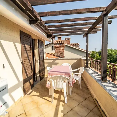 Visogliano Roomy W/ Terrace Near The Station Apartment Sistiana
